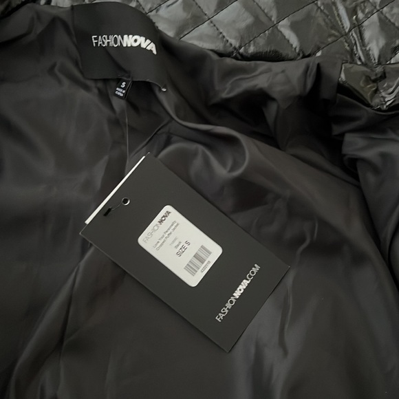 Cropped Faux Leather Jacket - Picture 7 of 7